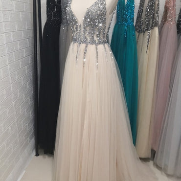 Beading Prom Dresses Long 2021 V Neck Light Gray High Split Tulle Sweep Train Sleeveless Evening Gown A-Line Backless Vestido De